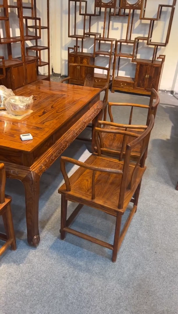 【闪购商品】花梨木类木雕茶桌一套