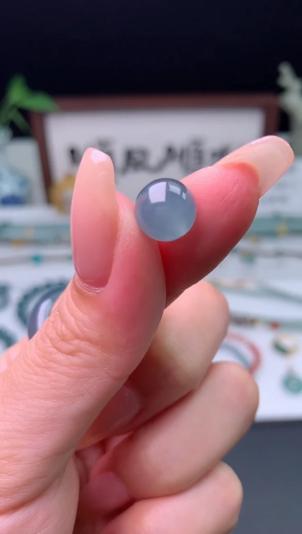 翡翠未镶嵌颈饰0918843582