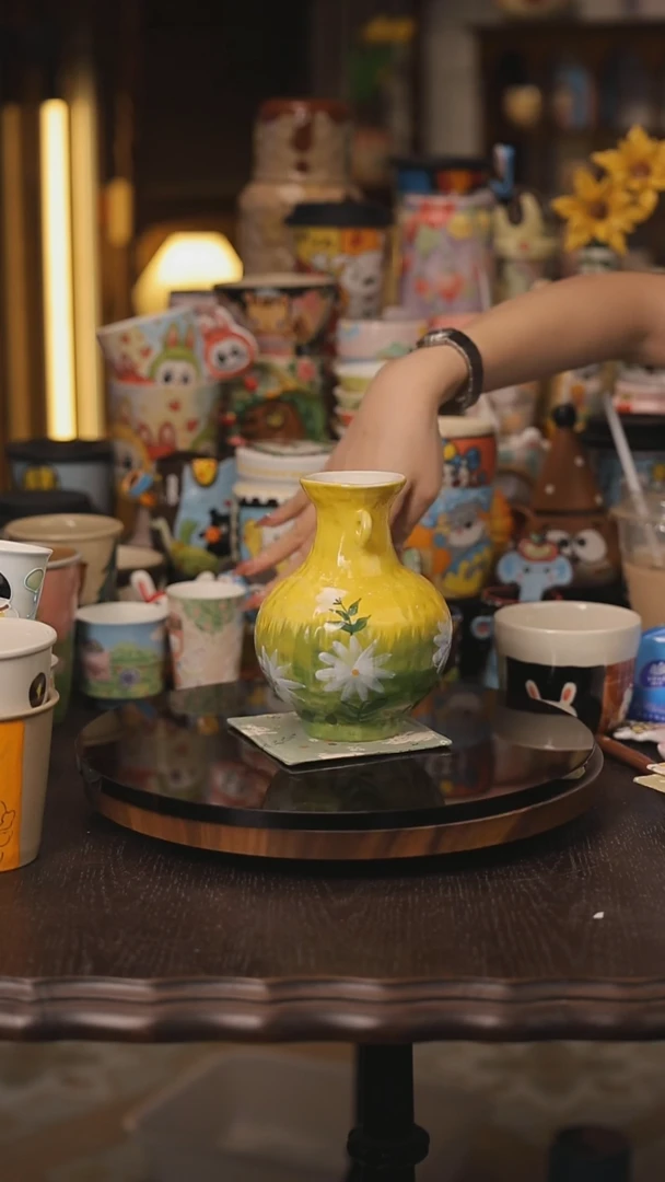 景德镇釉下彩绘设计师款式陶瓷