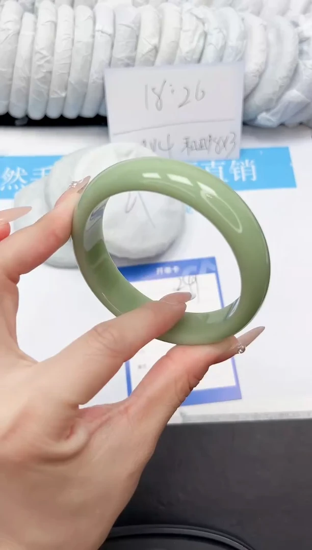手镯石英质玉未镶嵌249-61.1PG