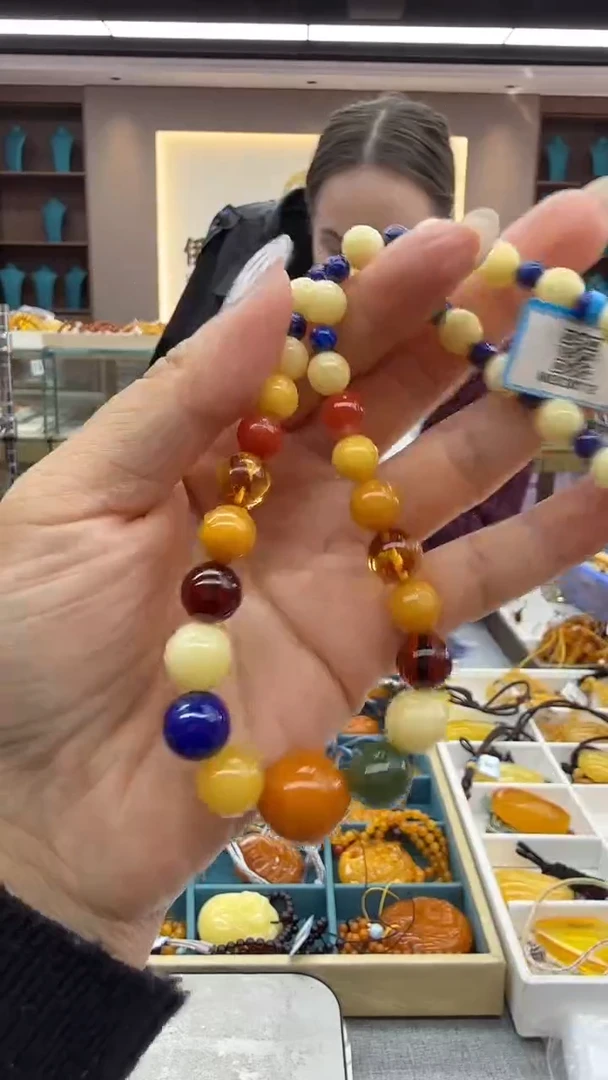 琥珀颈饰未镶嵌328秒拍号假一罚三