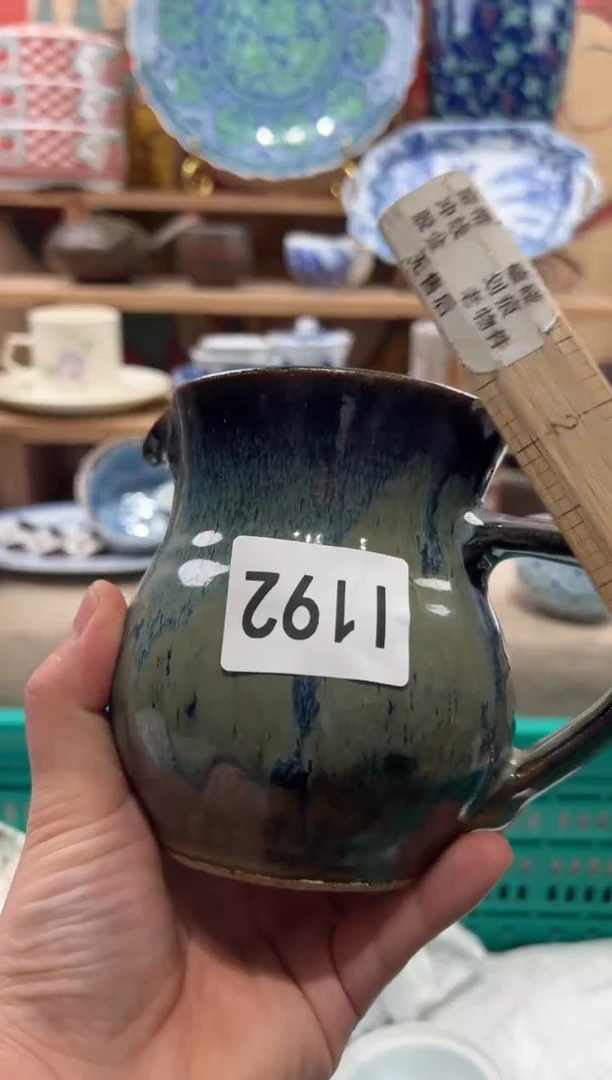 瓷片疯****姐瓷片------I192