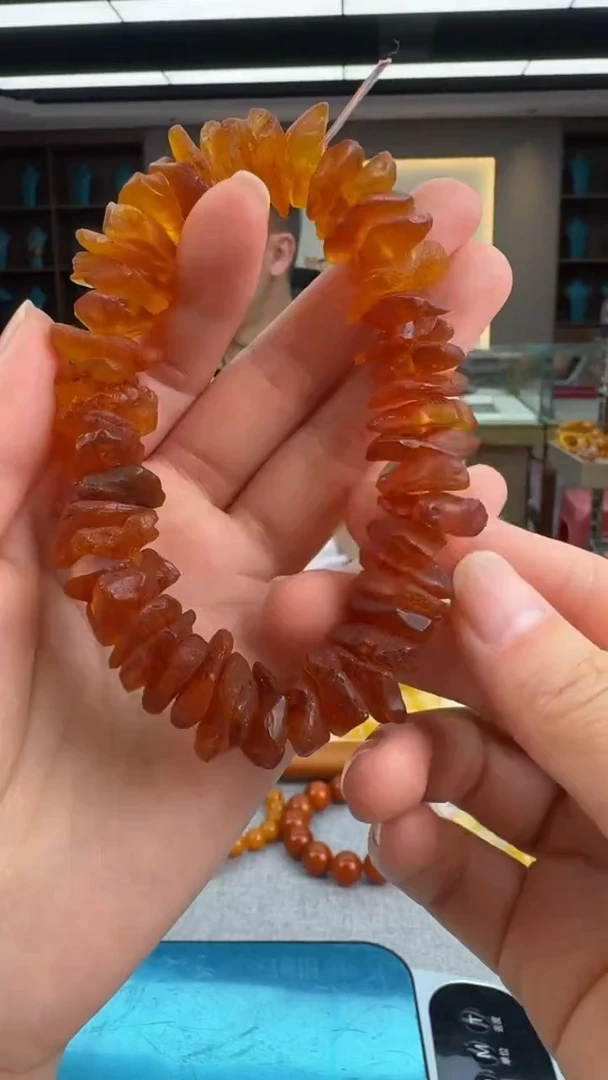【闪购商品】琥珀手串未镶嵌207秒拍号