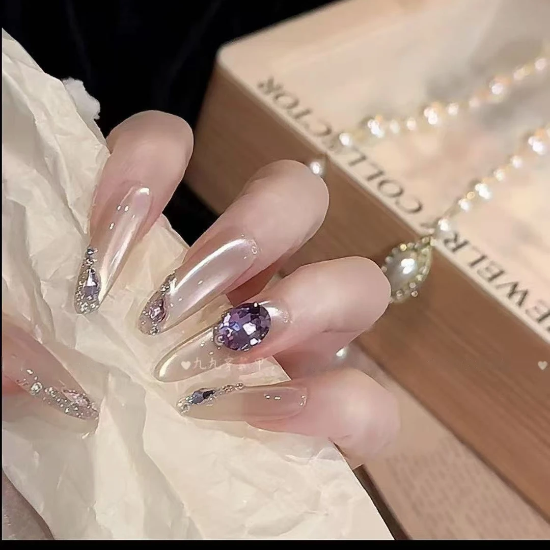 【葡萄碎冰】纯手工穿戴甲可以反复穿戴裸色猫眼爆闪显白美甲甲片