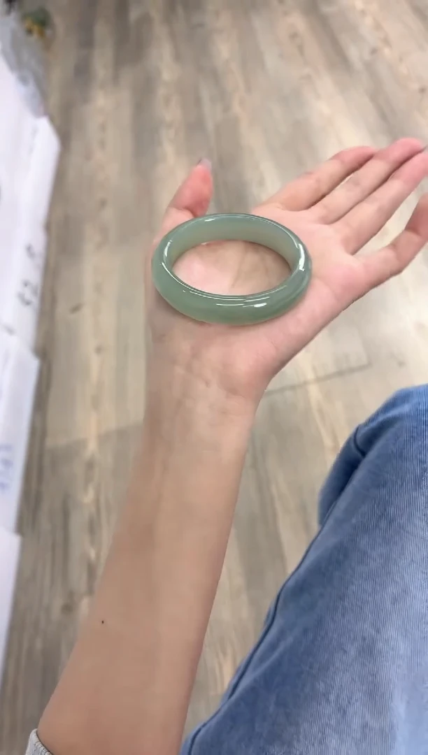 未镶嵌手镯石英质玉65-51D