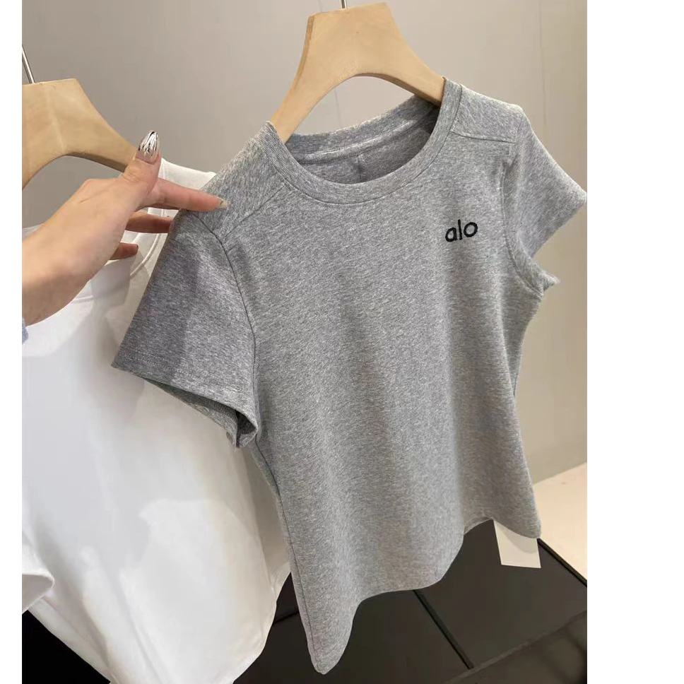 设计款时尚刺绣T恤修身显瘦弹力百搭T恤