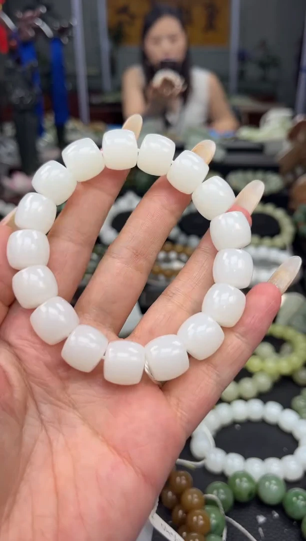 手串未镶嵌和田玉新疆羊脂白玉卡14