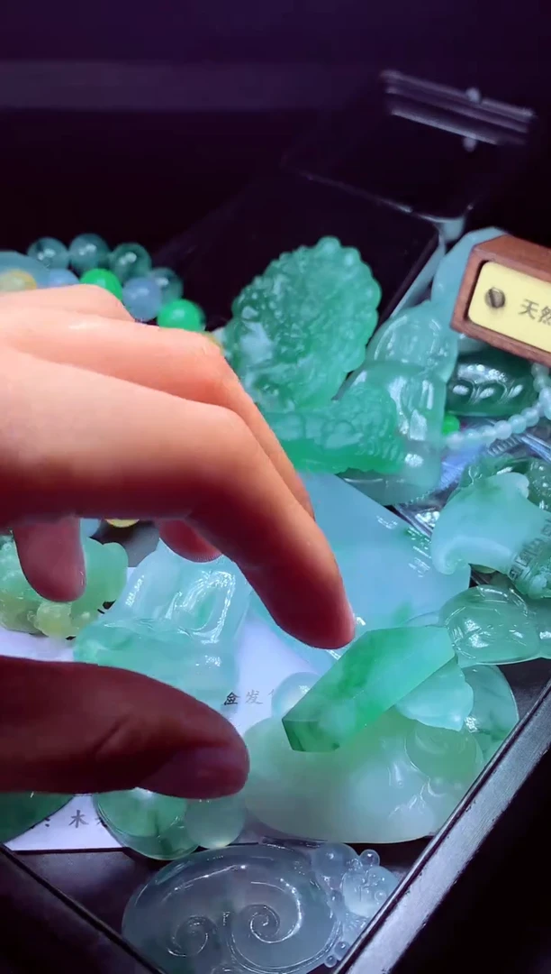 未镶嵌定制翡翠林*#翡翠毛货定制