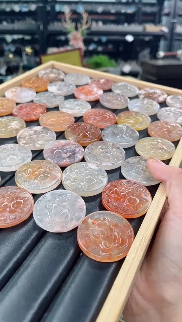 【闪购商品】石英质玉手镯未镶嵌招财猫吊坠含绳（多样性发货）