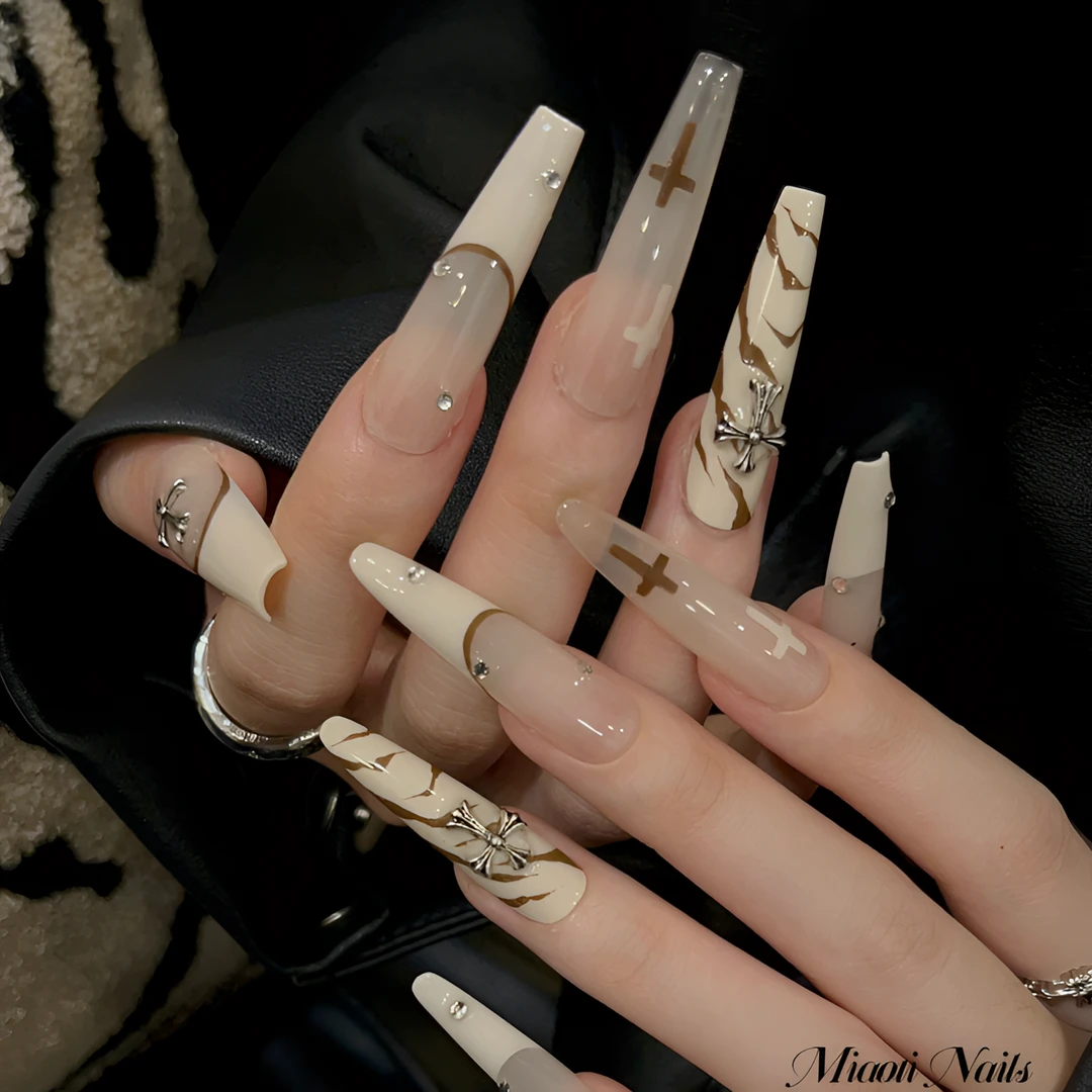 【白巧薄脆】【9个甲型定制】猫哥 美式辣妹手绘小众纯手工穿戴甲