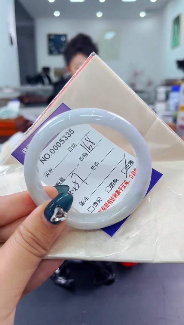 翡翠手镯未镶嵌天然缅甸A货翡翠