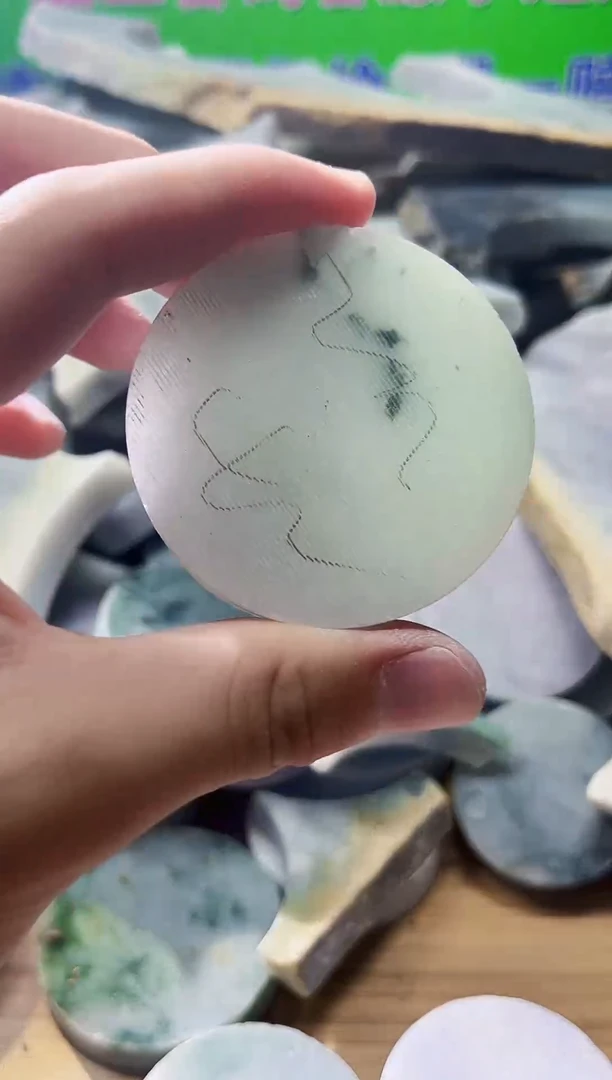 翡翠未镶嵌颈饰天然翡翠A货刘892