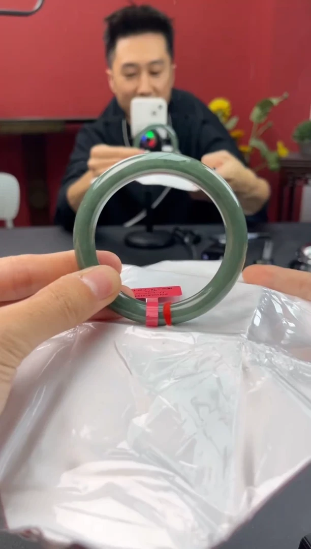 未镶嵌手镯翡翠11
