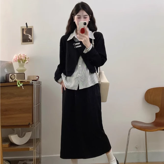 （芸品专属）新款假两件卫衣减龄穿搭女装秋季法式显瘦遮肚套装1624