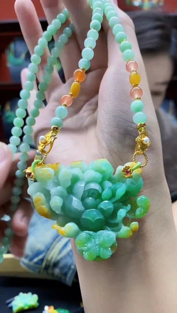 颈饰未镶嵌翡翠翡翠吊坠-103