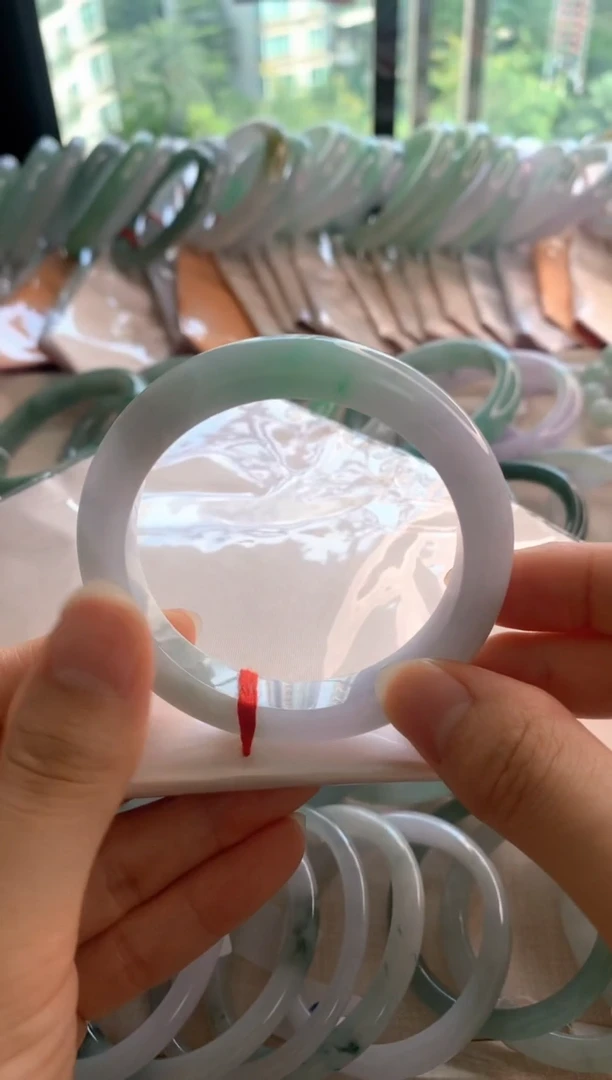 未镶嵌手镯翡翠55.4白底青