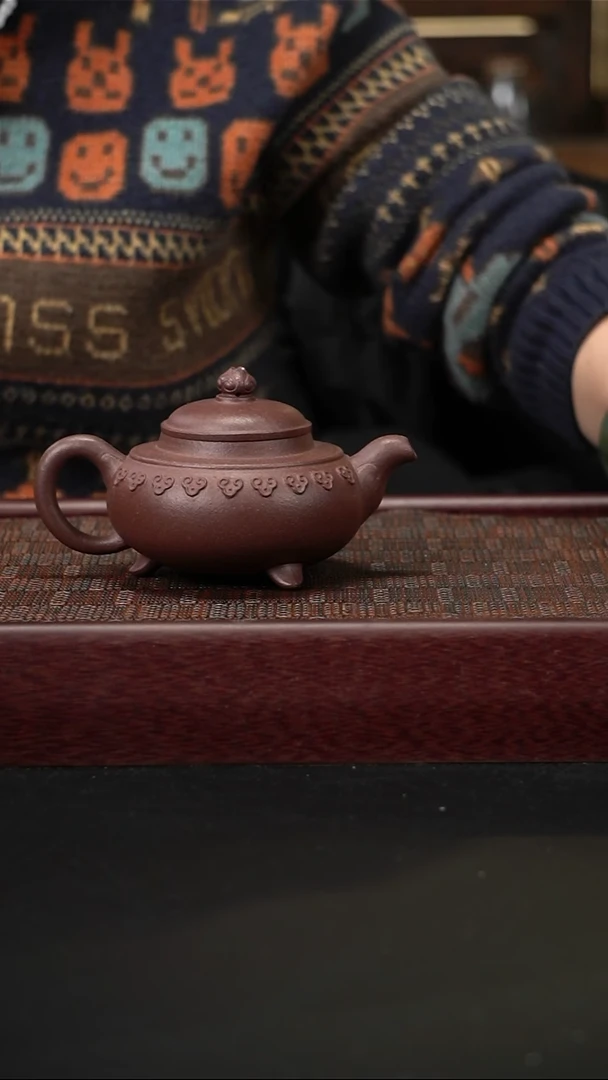 茶壶紫砂底槽青云肩如意