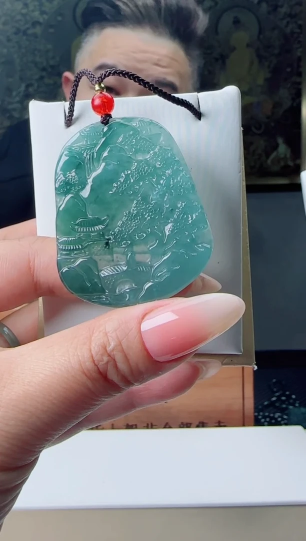 【闪购商品】翡翠颈饰未镶嵌多样性随机一件发货