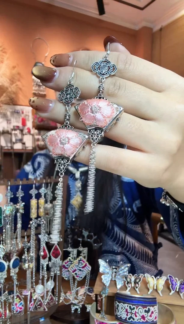 刺绣纯手工民族风耳环