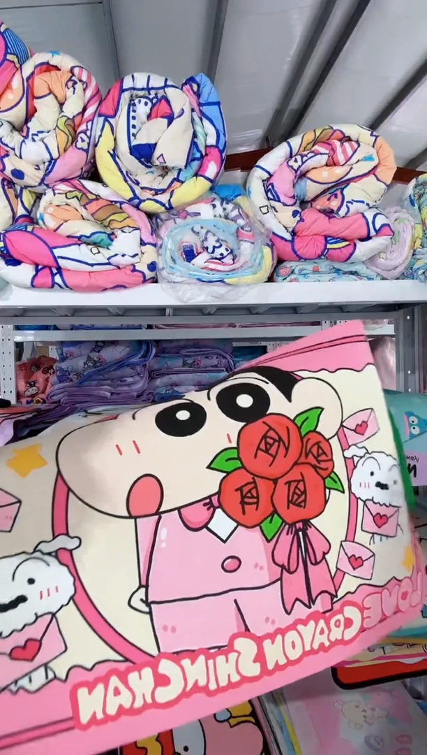 粉色小新             地垫