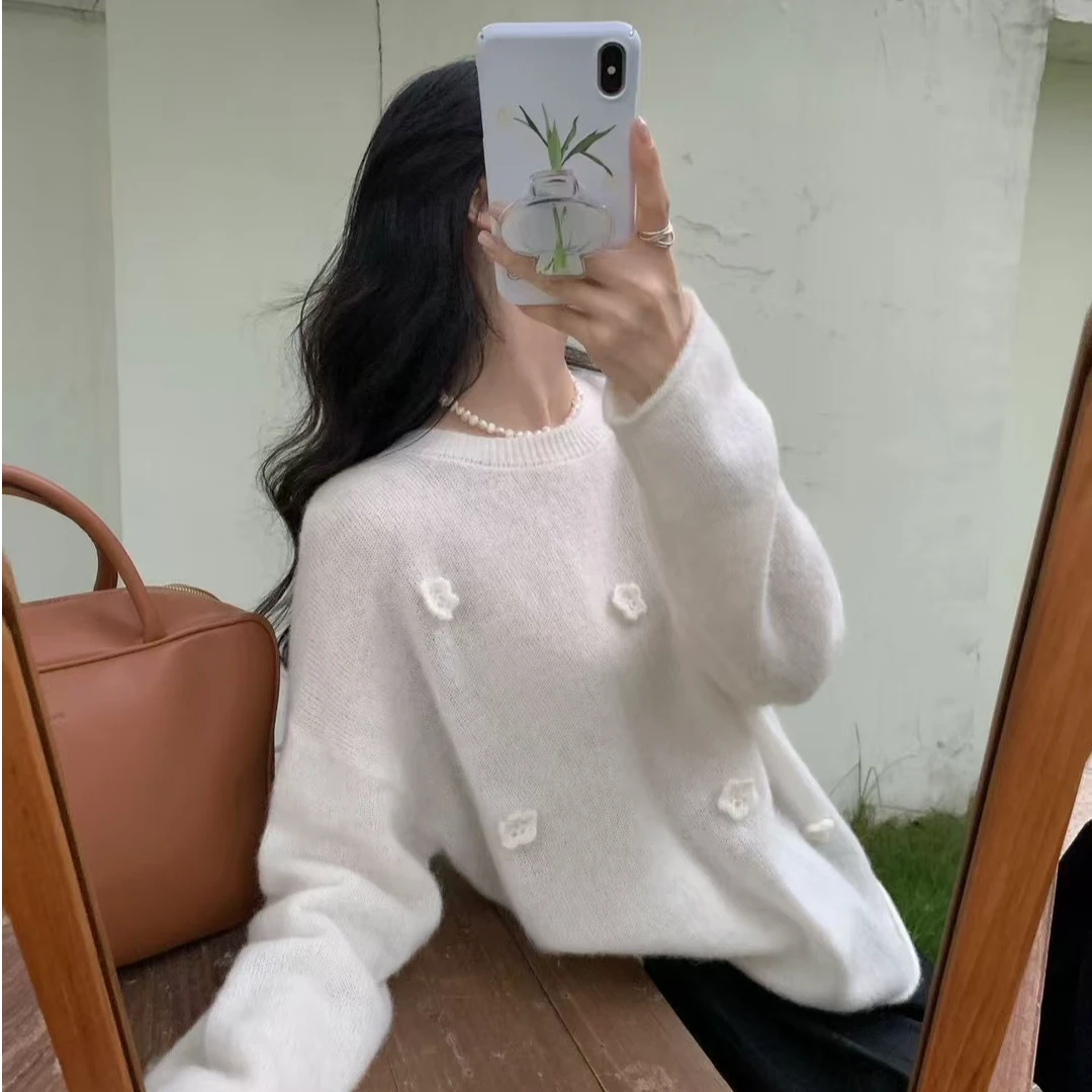 SOSO/梧颜 高品质羊驼毛手工钩花宽松圆领羊毛衫上衣女  016