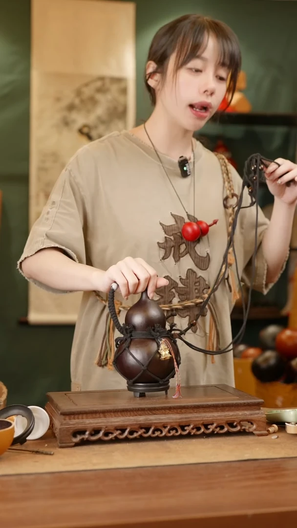 211号精品天然大漆酒葫芦一物一拍~