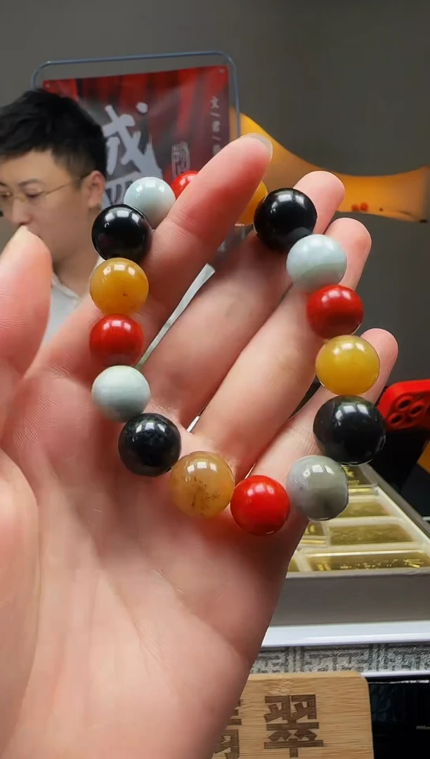 【闪购商品】翡翠颈饰未镶嵌Q03596翡翠毛货