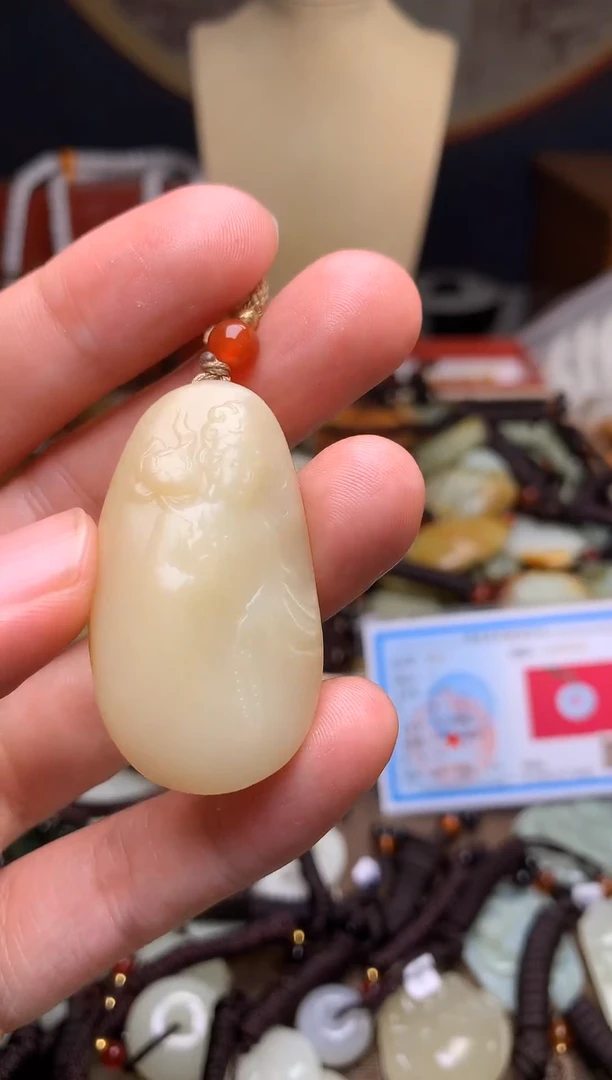 颈饰未镶嵌和田玉新疆料青海料清水和田玉吊坠