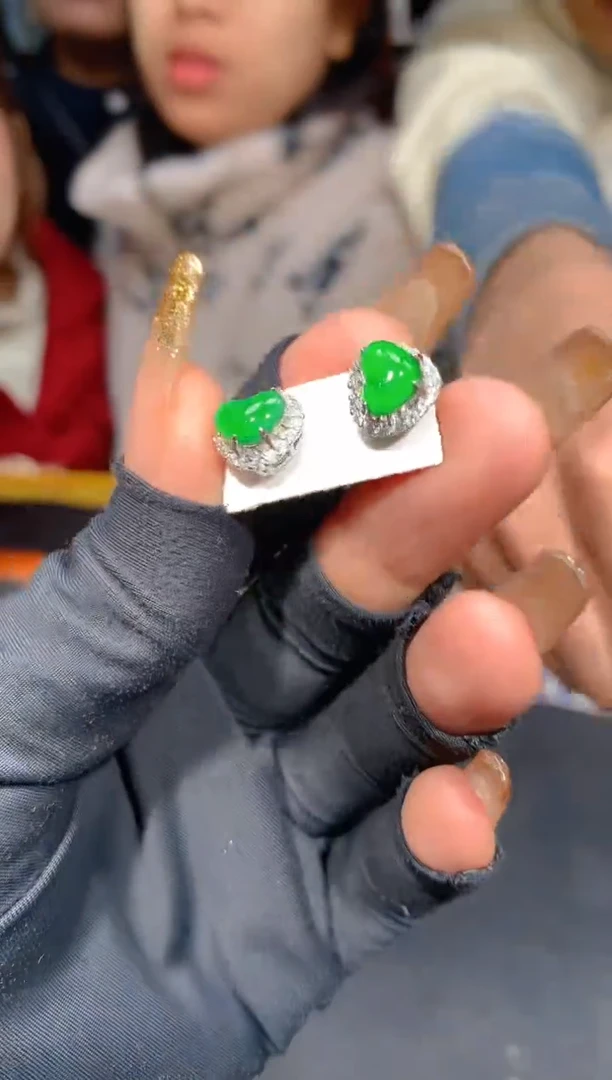 【闪购商品】定制翡翠未镶嵌21定制翡翠-多样性发货（发其一）