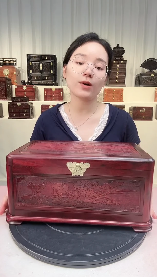 紫檀木类成套家具百年好合彩礼箱