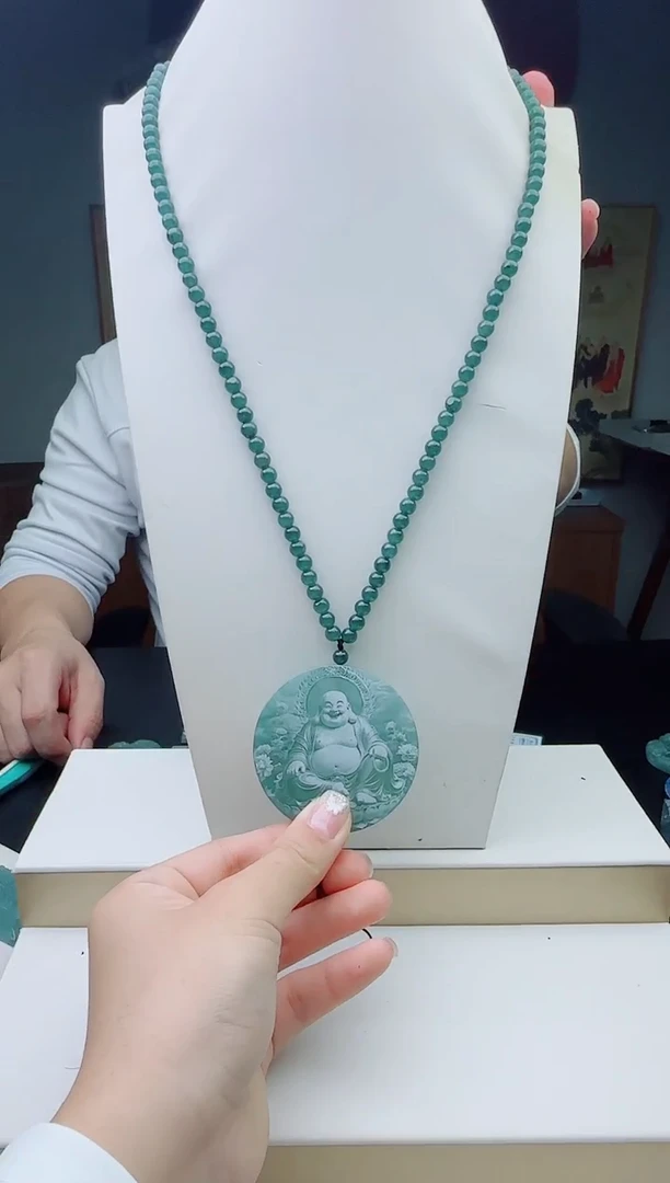 颈饰未镶嵌翡翠多样性发其一