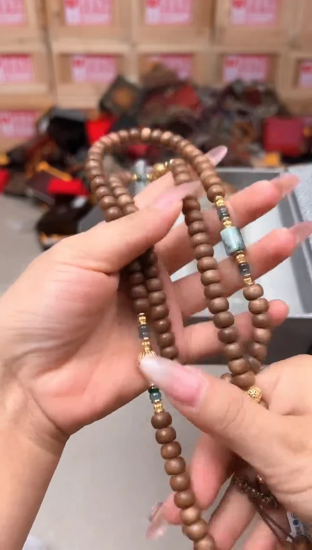 精品手串 有礼盒