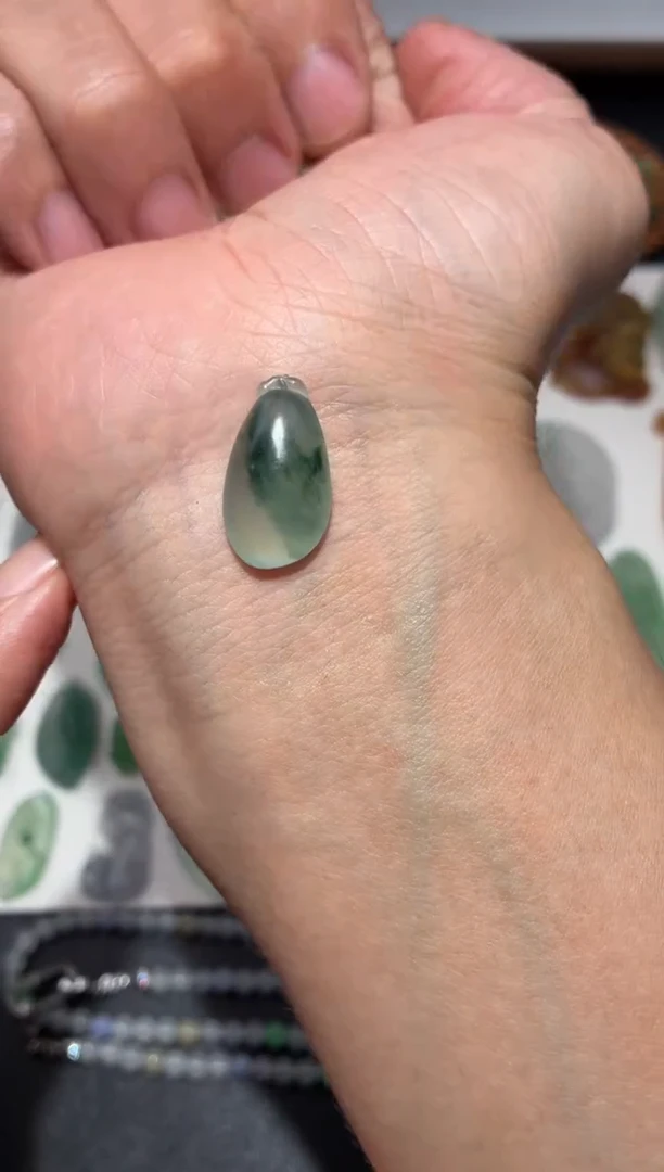 未镶嵌定制翡翠翡翠