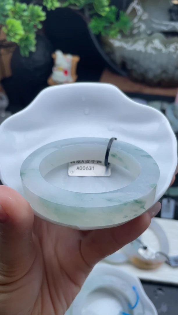 未镶嵌手镯定制翡翠15号飘花手镯