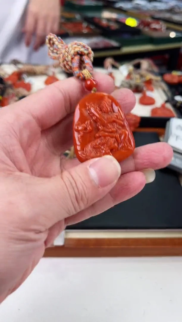 【闪购商品】南红玛瑙吊坠未镶嵌一个/条