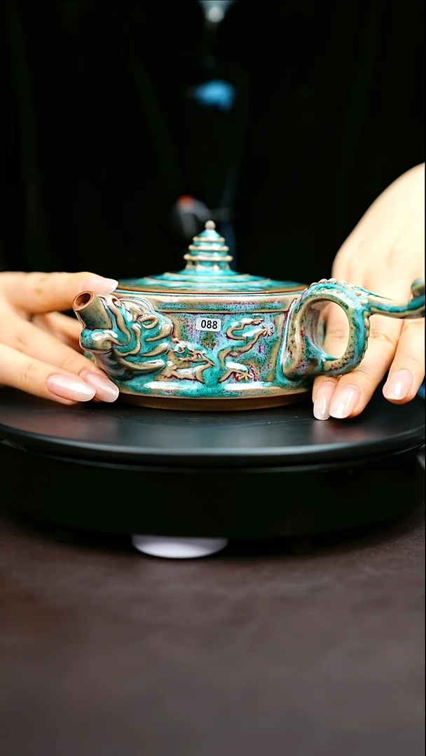088#原矿钧瓷炉钧釉玄天龙吸壶