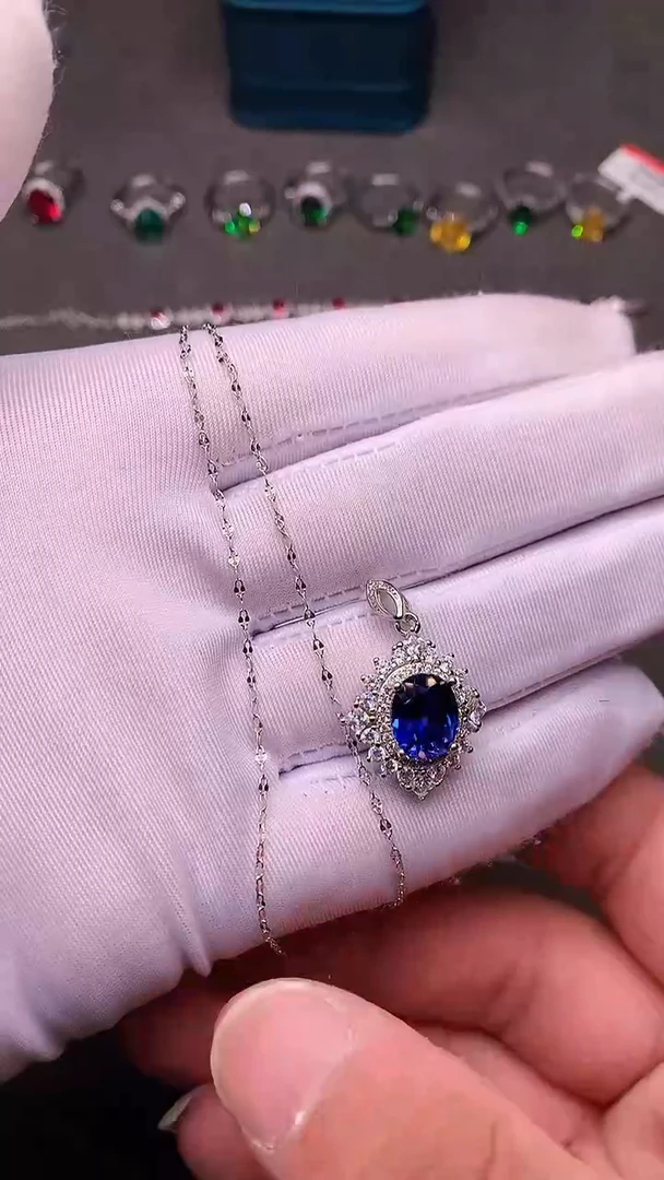 【闪购商品】蓝宝石颈饰银S925镶嵌矢车菊