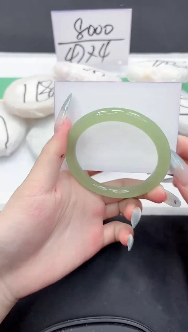 石英质玉手镯未镶嵌96-57.7