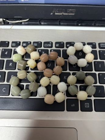 福利吊坠瑕疵随机一个