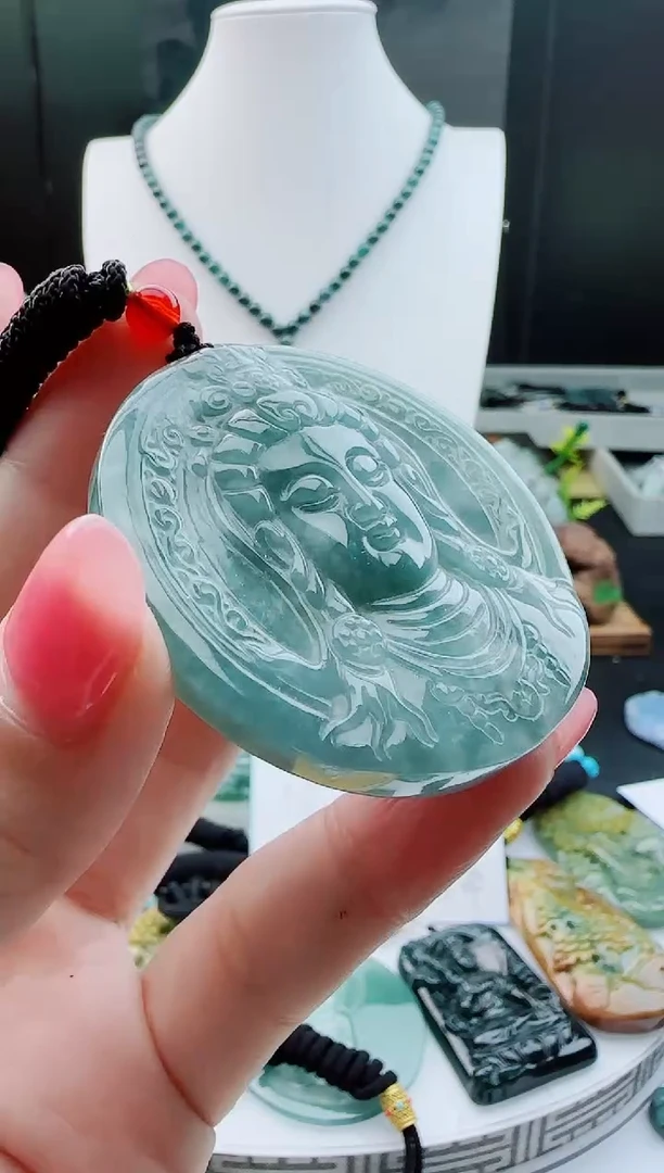 【闪购商品】翡翠颈饰未镶嵌111111111