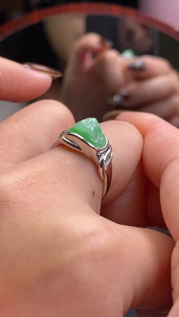 颈饰银S925镶嵌翡翠净货18794