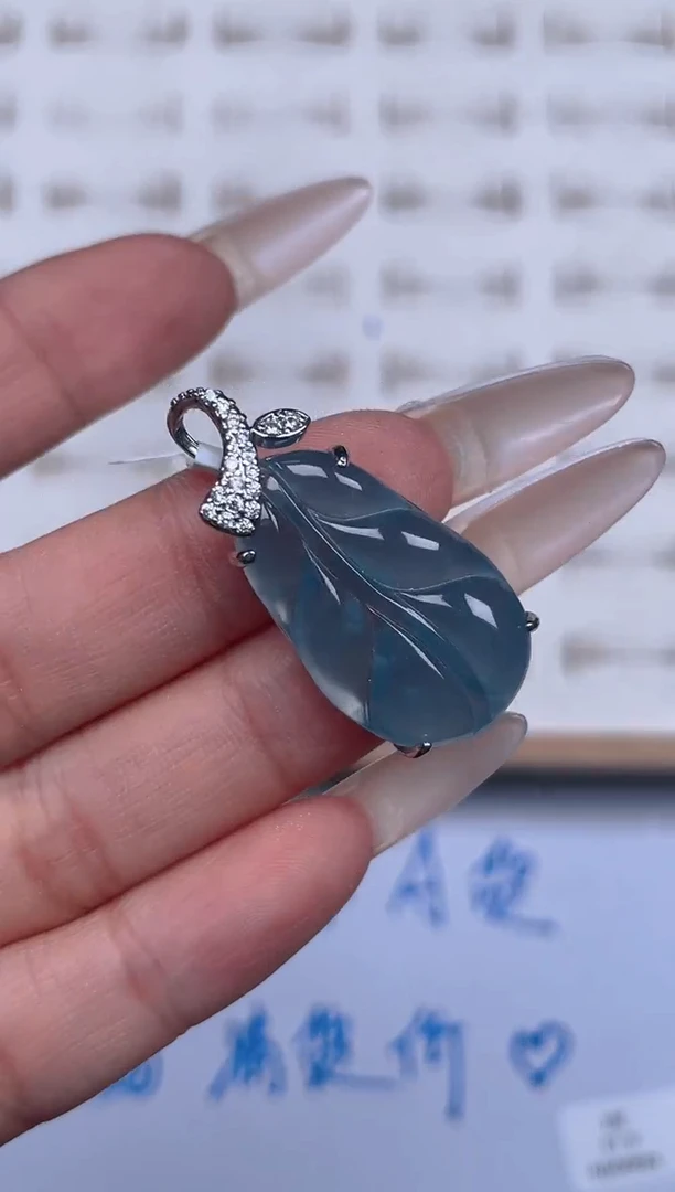 散珠翡翠天然翡翠裸石蛋面80