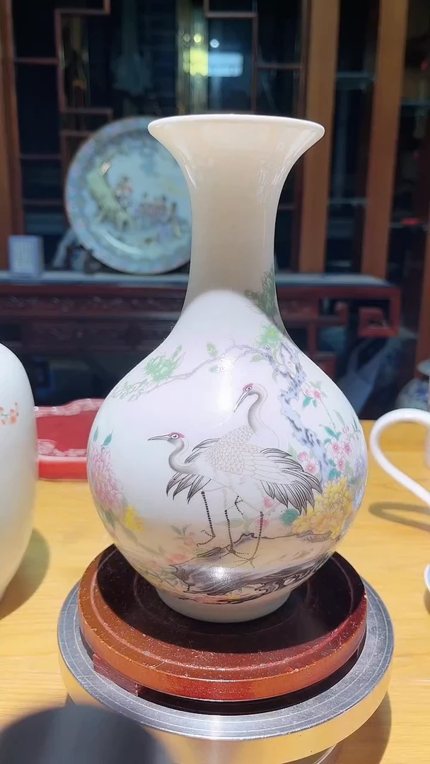 瓷片仙鹤花瓶