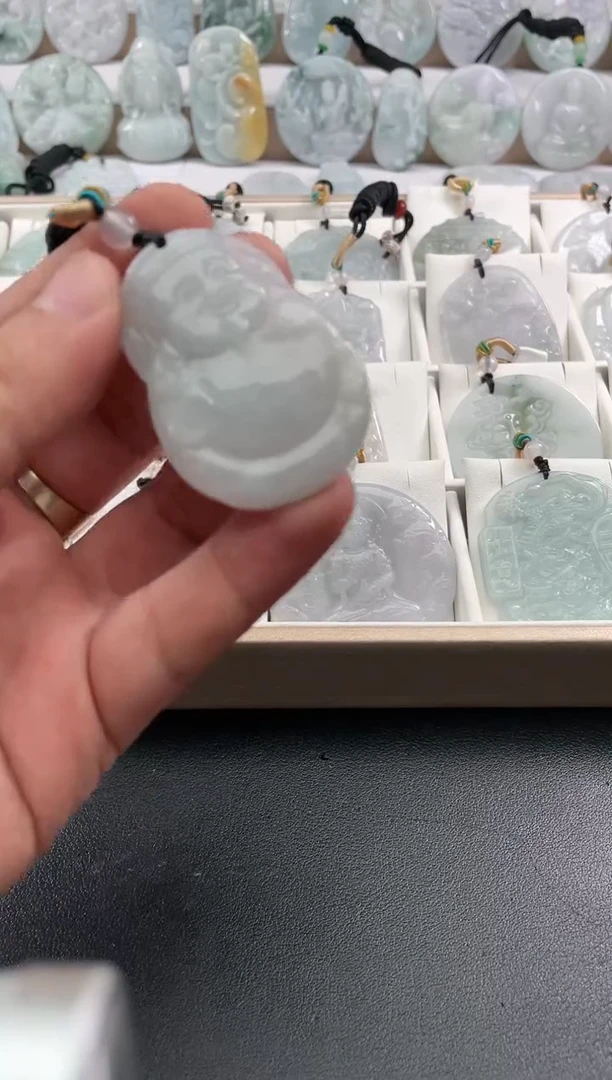 颈饰未镶嵌翡翠26/01/03/144