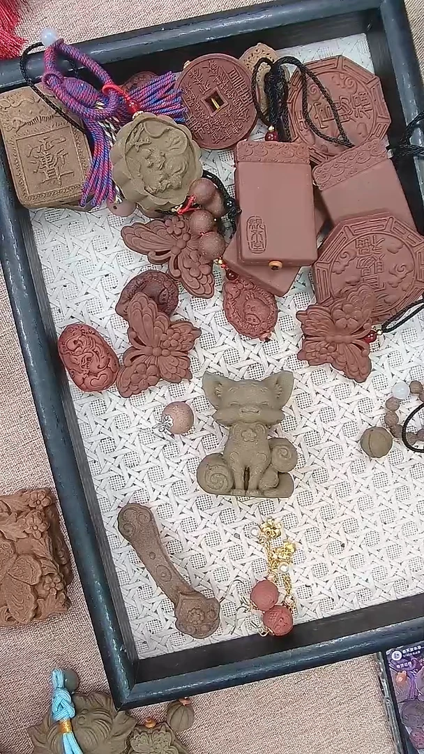 木狐狸大军摆件香身丸