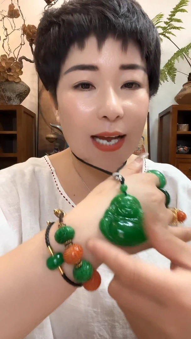 吊坠(赠链)合金翡翠085