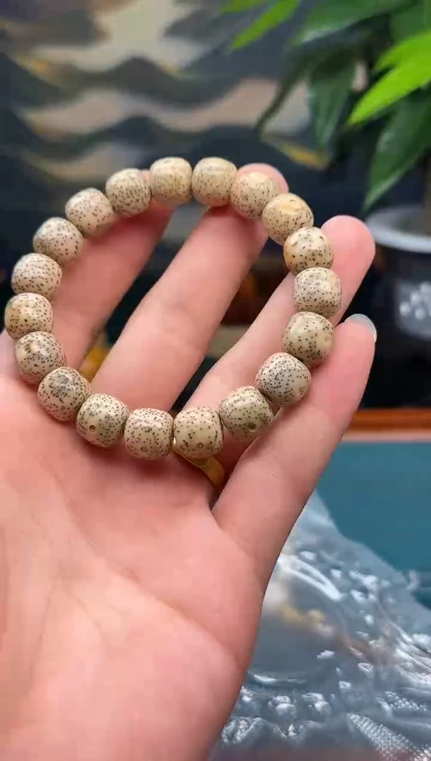 星月菩提手串原生态石玉料 福利】12*11 氧化微瑕疵