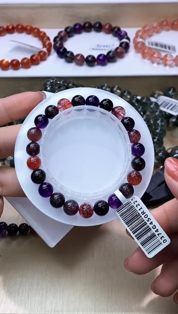 【闪购商品】水晶手链未镶嵌黑加仑超七单圈8m+