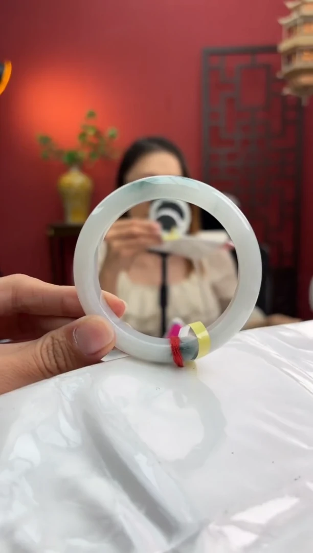 未镶嵌手镯翡翠翡翠手镯
