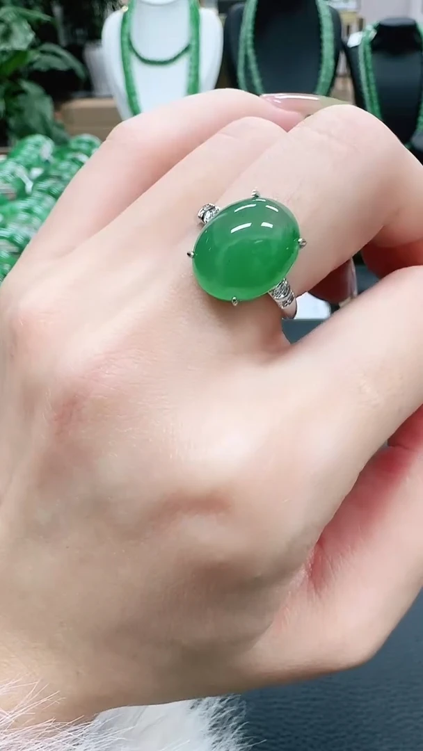 未镶嵌1石英质玉（非洲翠）/0116